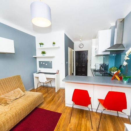 Cozy Studio Next To The Metro And City Center 华沙 外观 照片