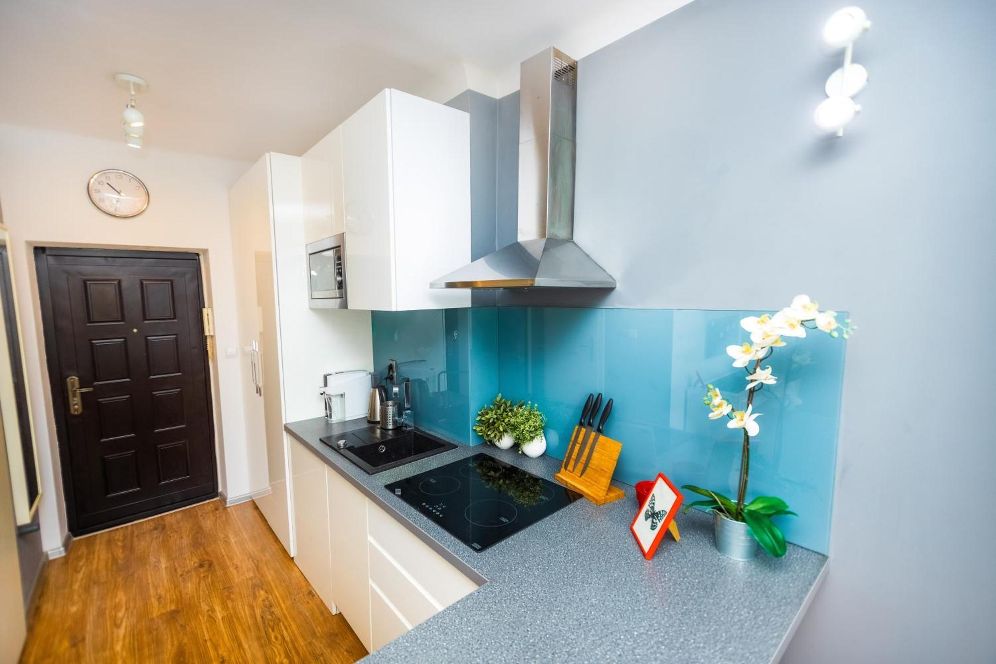 Cozy Studio Next To The Metro And City Center 华沙 外观 照片